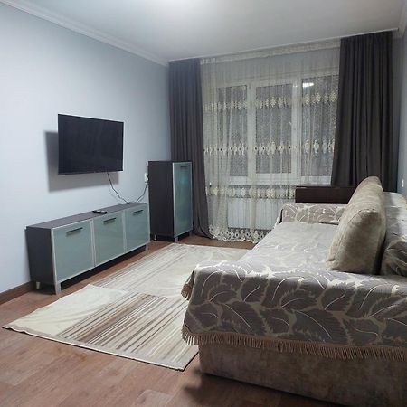 Квартира/ Апартаменты Almaty Exterior photo